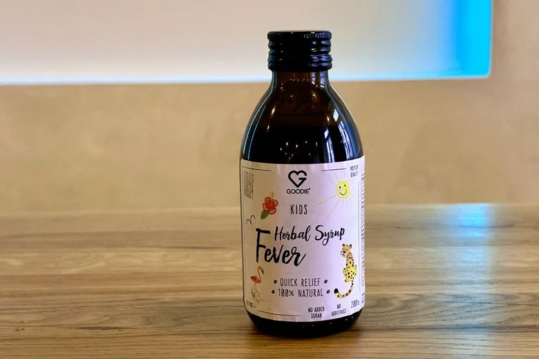 Dětský bylinný sirup na horečku bez dalších příznaků