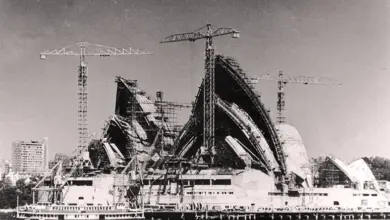 Sydney opera house under construction